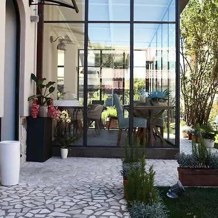 Casa Fioravanti 3*